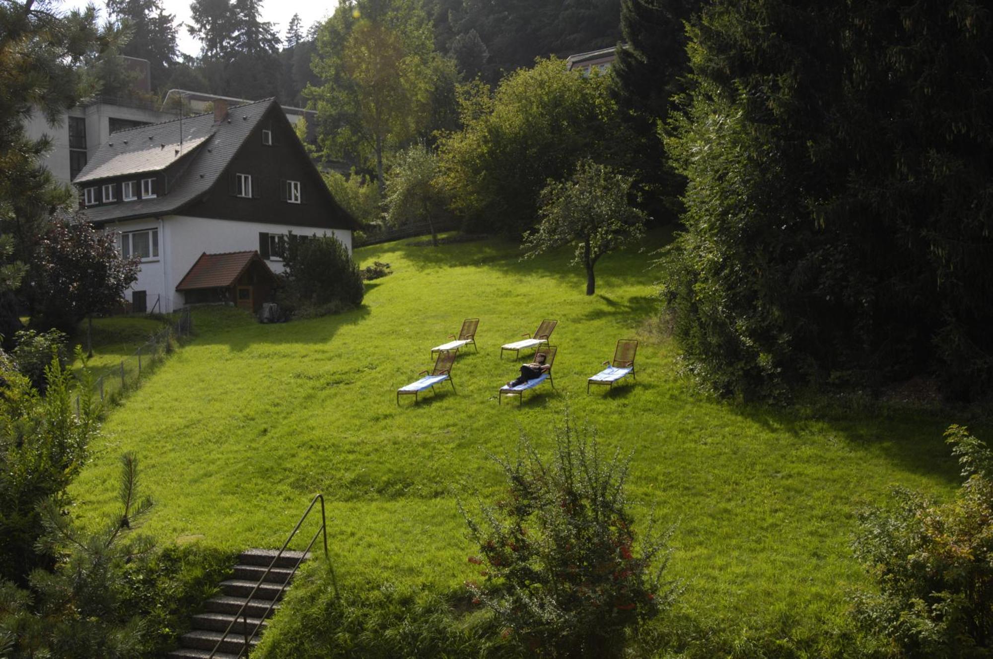 Hotel Bergfrieden Bad Wildbad Bagian luar foto