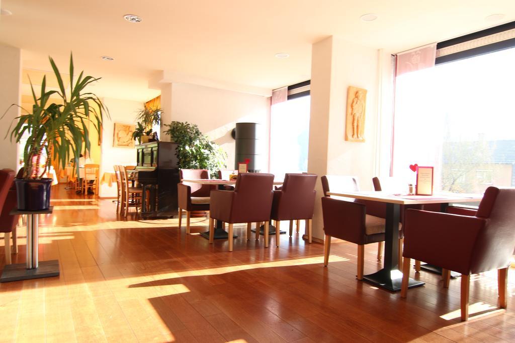 Hotel Bergfrieden Bad Wildbad Bagian luar foto