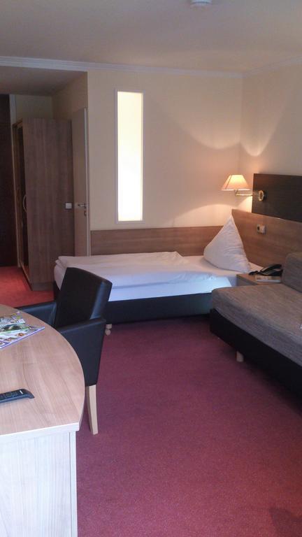 Hotel Bergfrieden Bad Wildbad Bagian luar foto