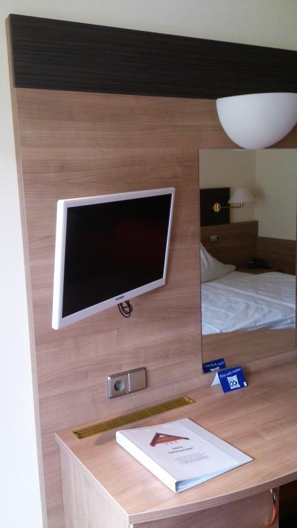 Hotel Bergfrieden Bad Wildbad Bagian luar foto